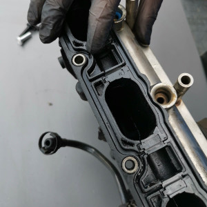 Zaślepki kolektora ssącego VW Audi Seat Skoda z silnikami 2.0 TFSI EA113