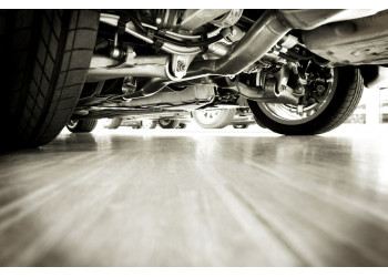 Tuning mechaniczny vs wizualny – co wybrać na start?